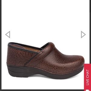 Brand new danskos